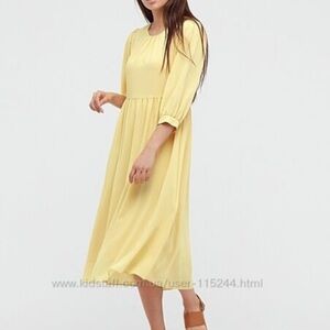 Uniqlo Rayon Georgette 3/4 Sleeve Dress